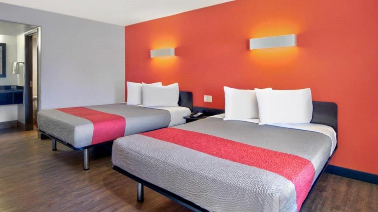 Motel 6 Victorville Exterior photo
