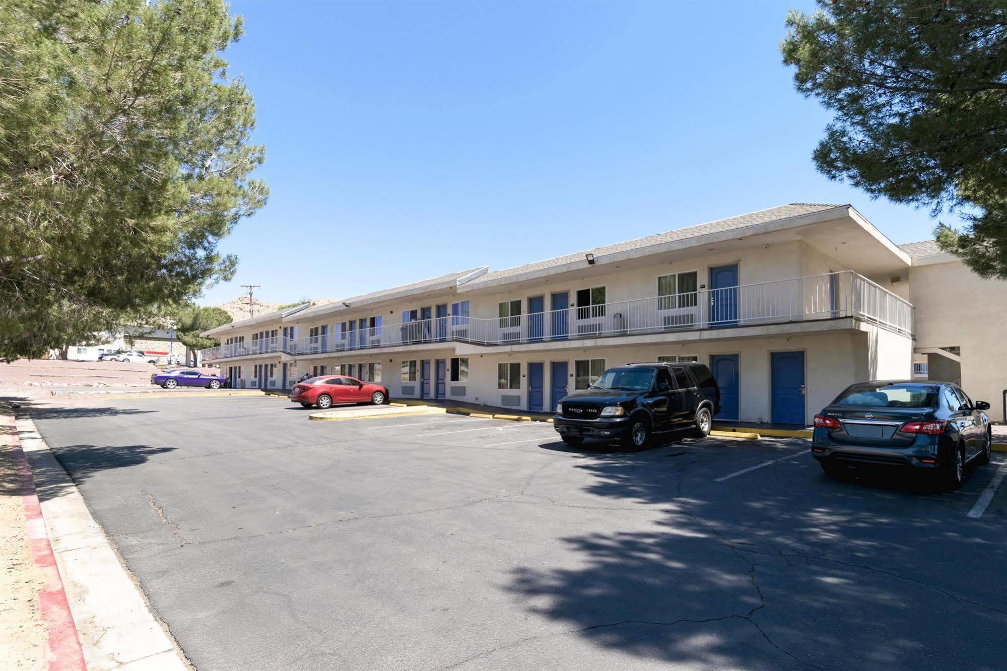 Motel 6 Victorville Exterior photo