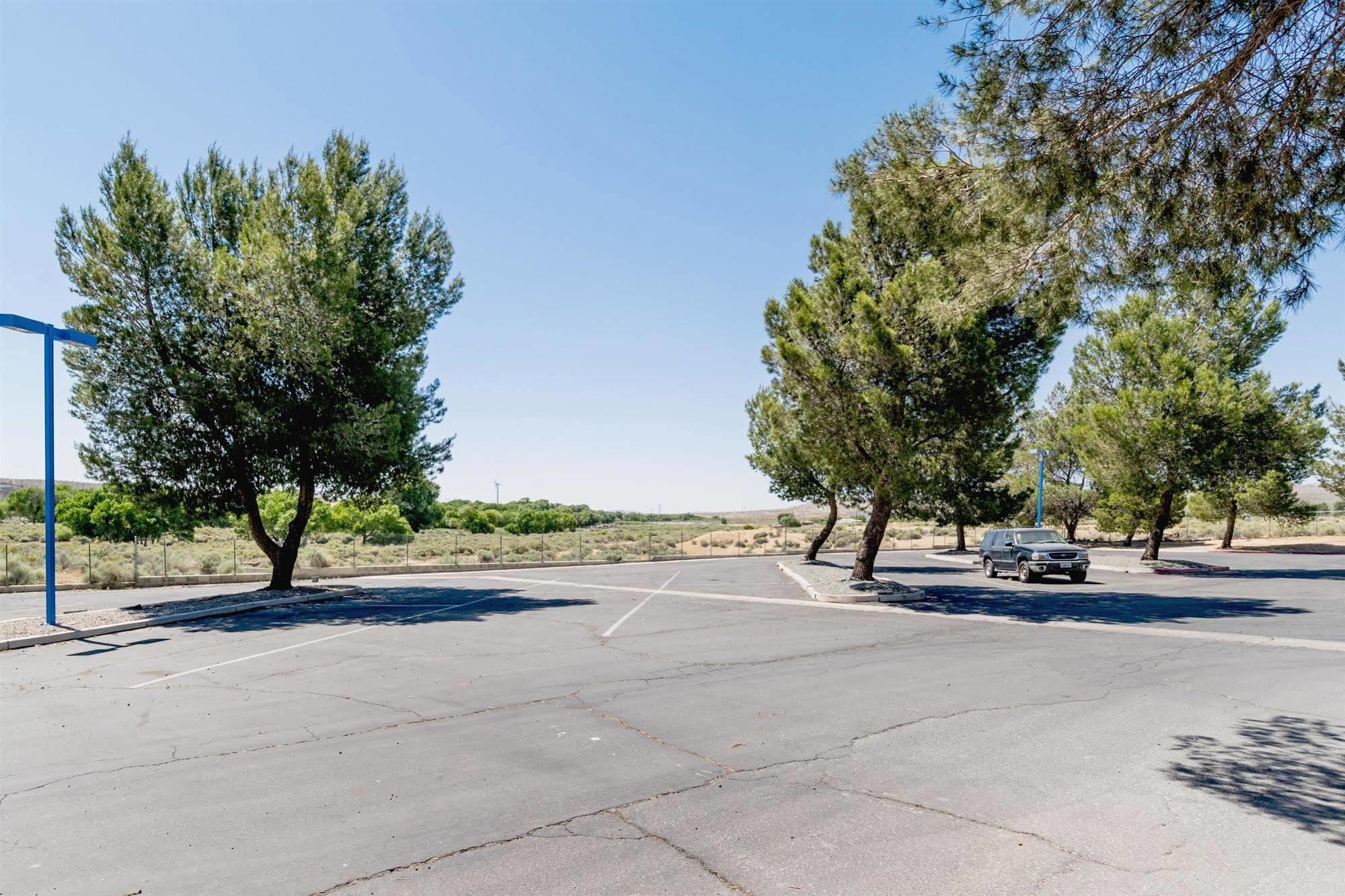 Motel 6 Victorville Exterior photo